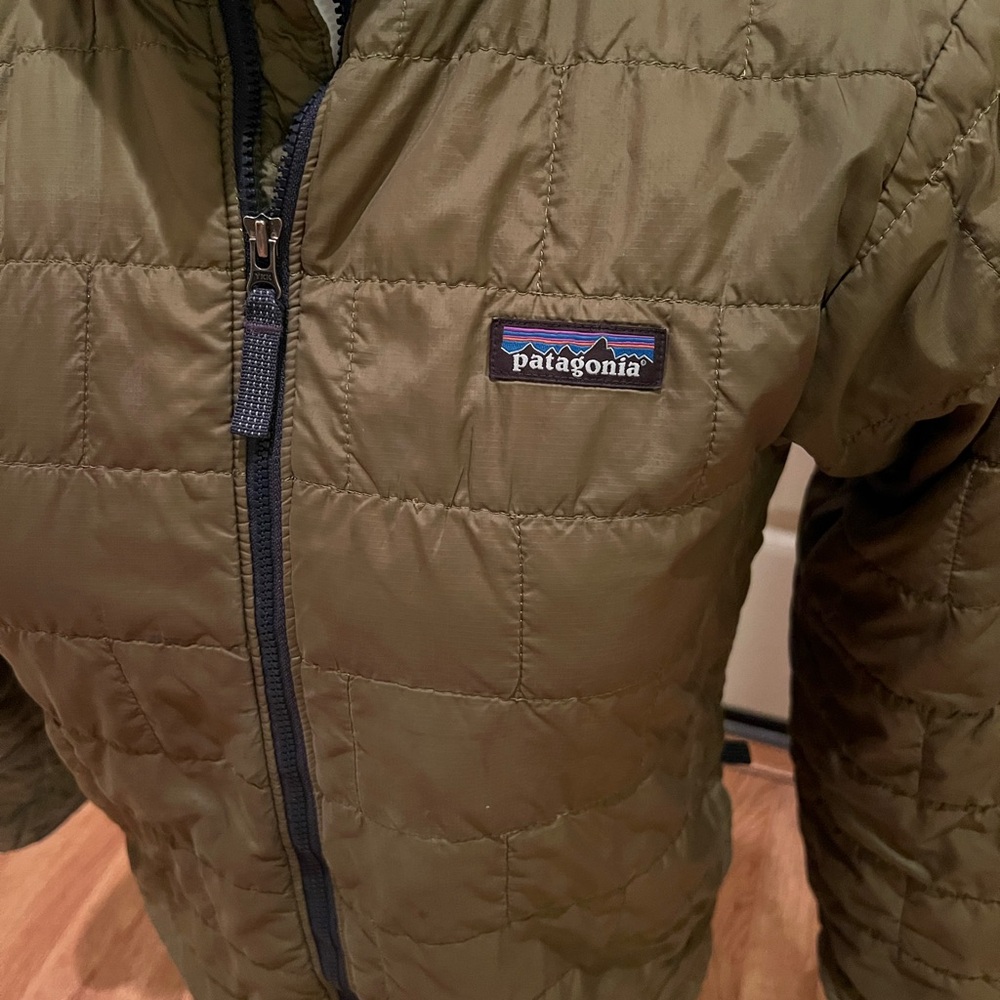 Patagonia Kids Olive Puffer Jacket - Picture 4 of 8